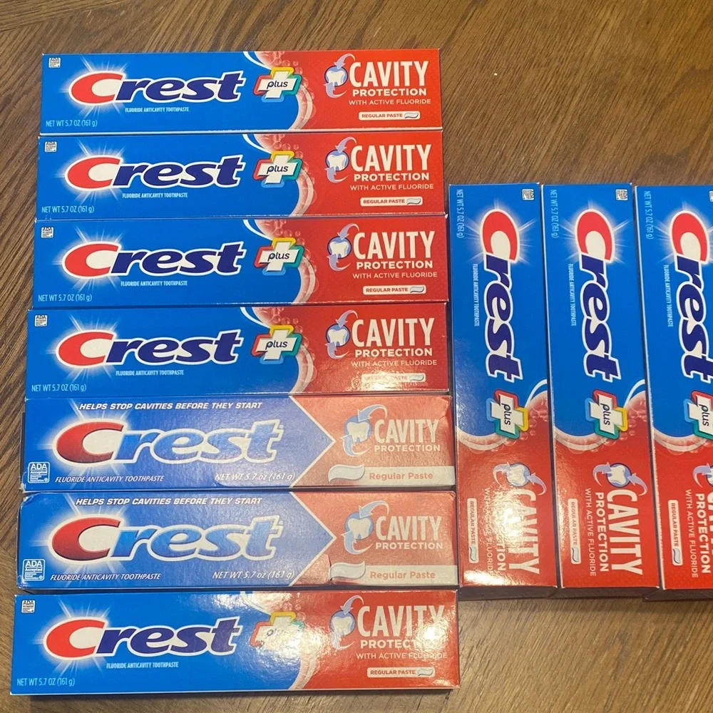 Lot of 10 CREST Cavity Protection Toothpaste ea 5.7 Oz - Picture 1 of 2